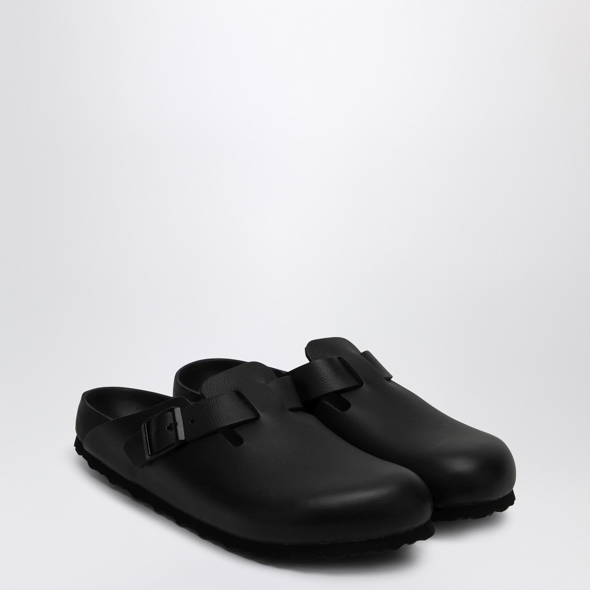 Birkenstock Boston slipper black in smooth leather