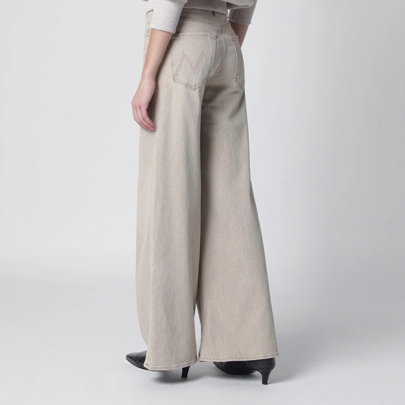Mother Jeans The Undercover Sneak in caramel beige