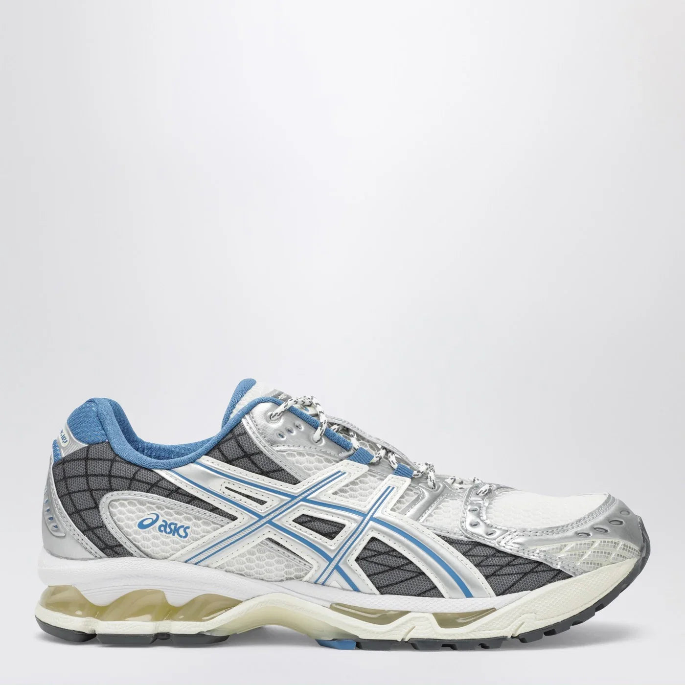 ASICS Gel-Nimbus 10.1 Sneakers in Cream/Polar Night