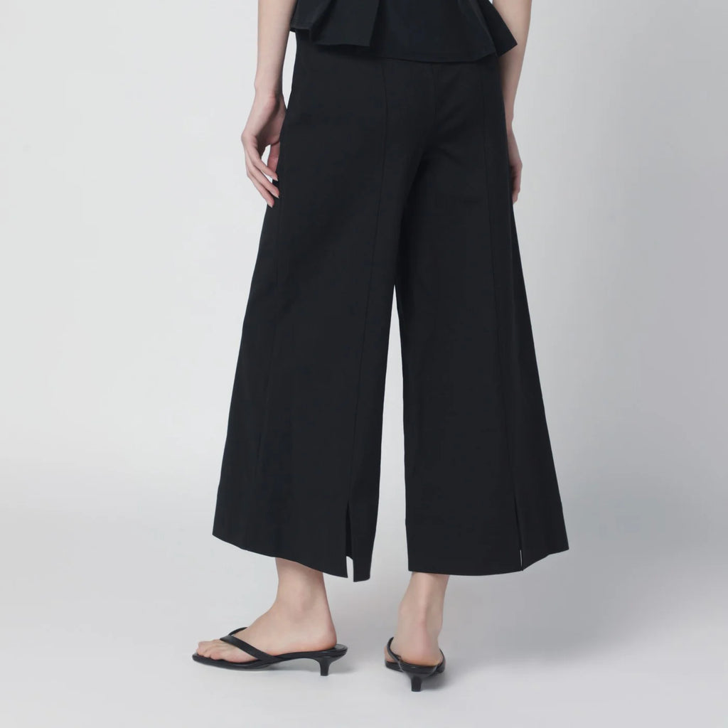 SIMKHAI Kallin black shorts