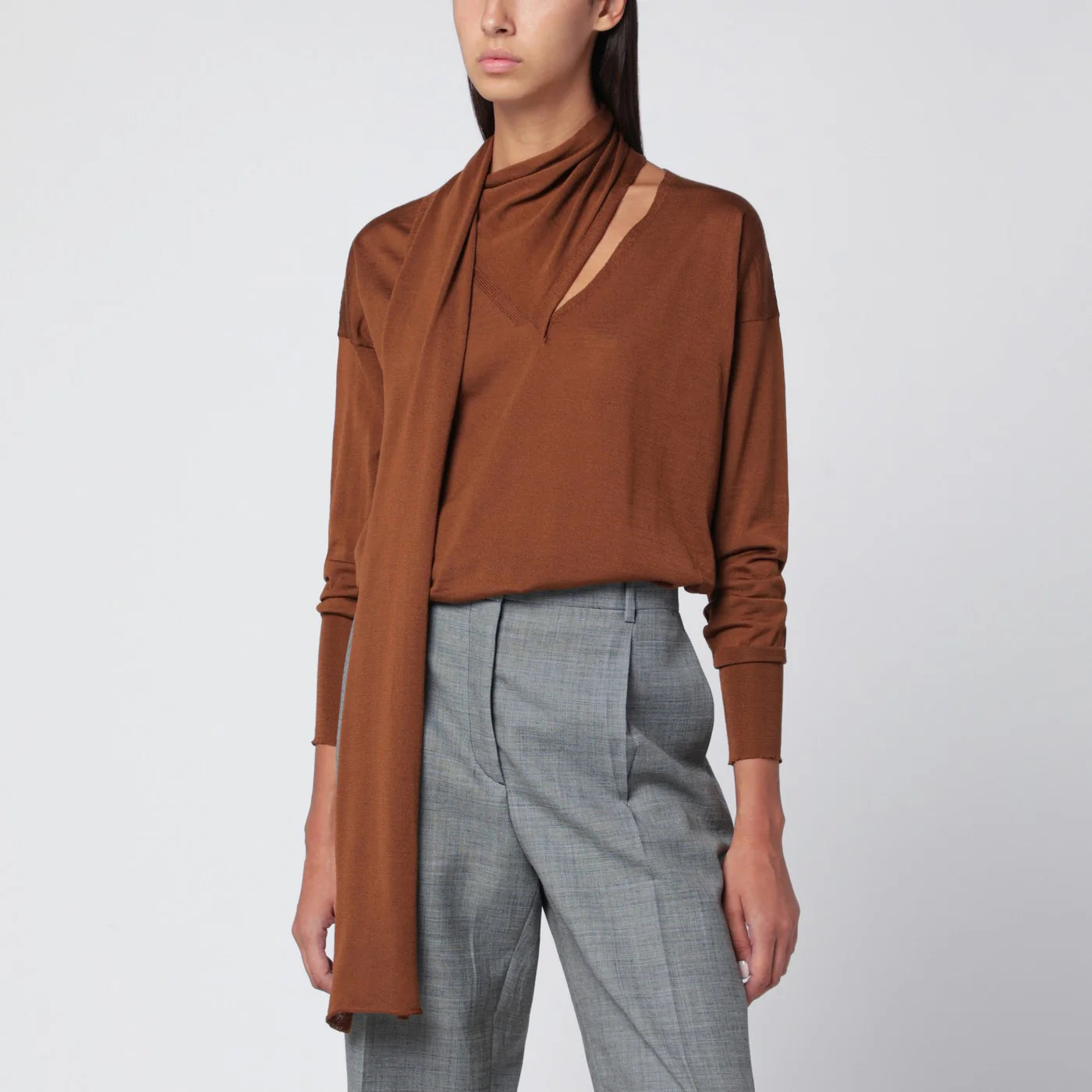 Roberto Collina Hazelnut-coloured sweater with scarf