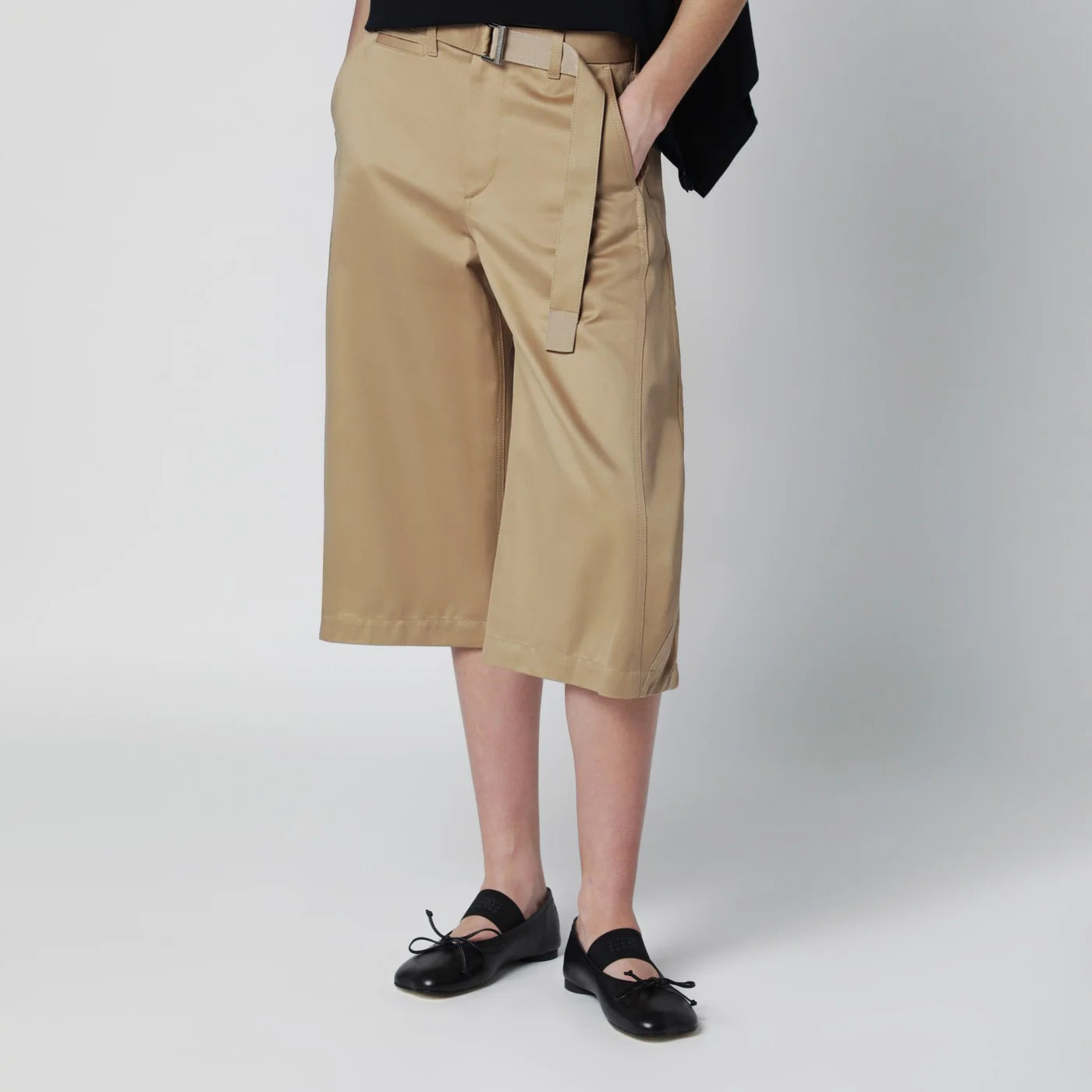 Sacai Beige cotton chino bermuda shorts