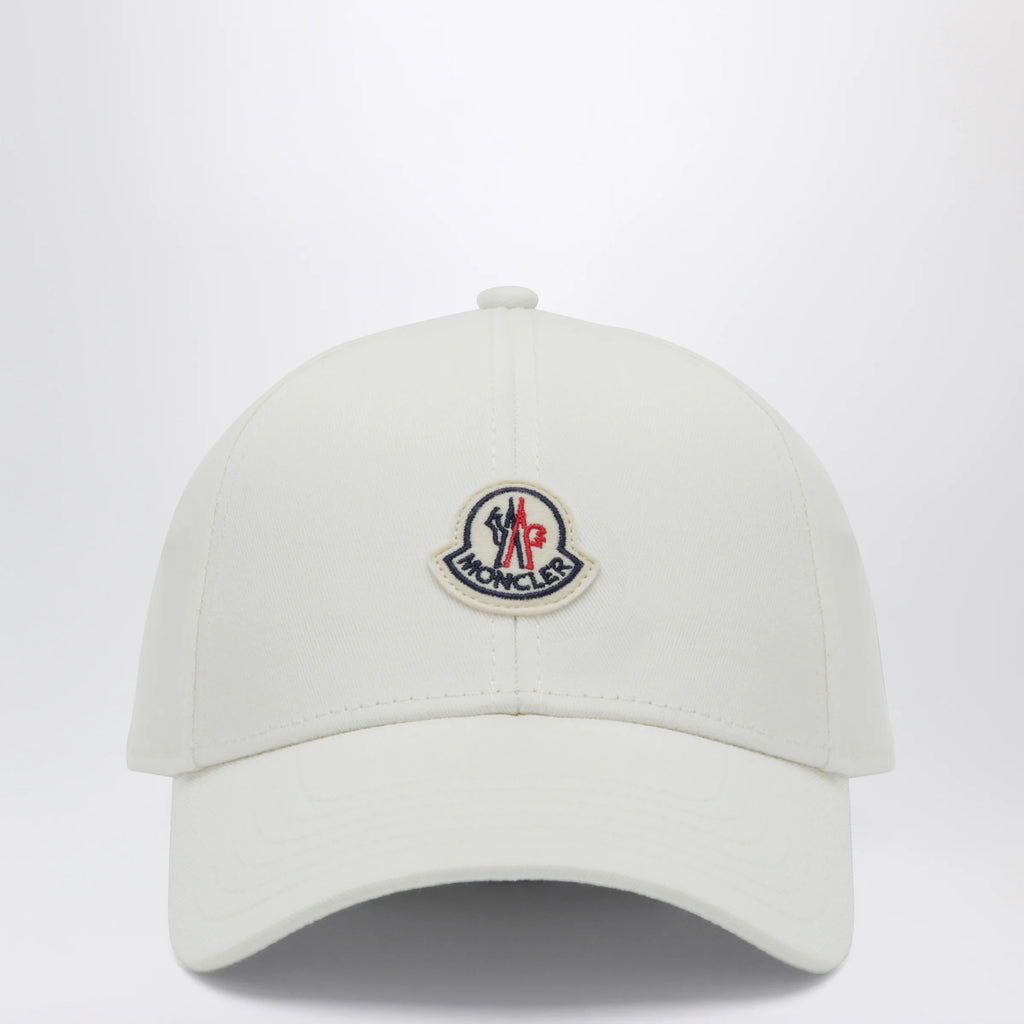 Moncler Baseball cap with a logo patch
