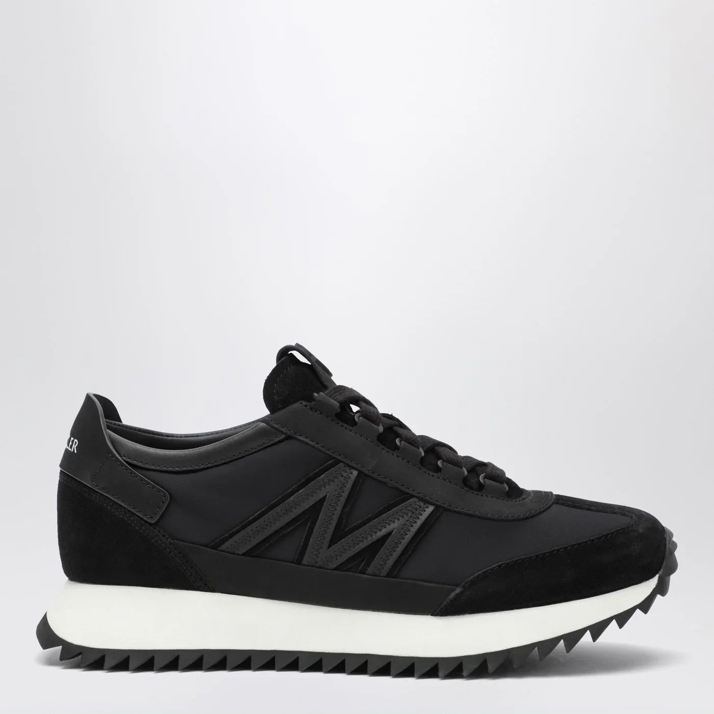 Moncler Pacey2 Sneakers in black suede and nubuck