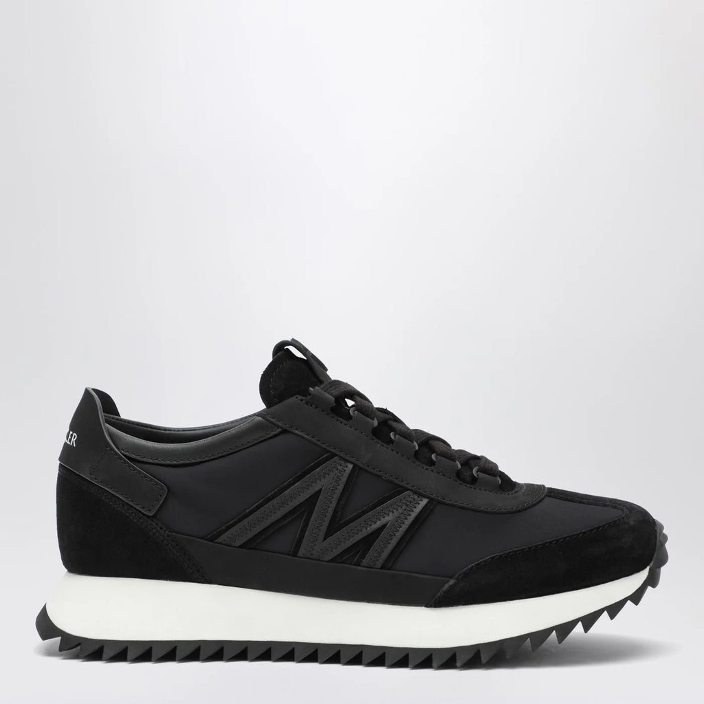 Moncler Pacey2 Sneakers in black suede and nubuck