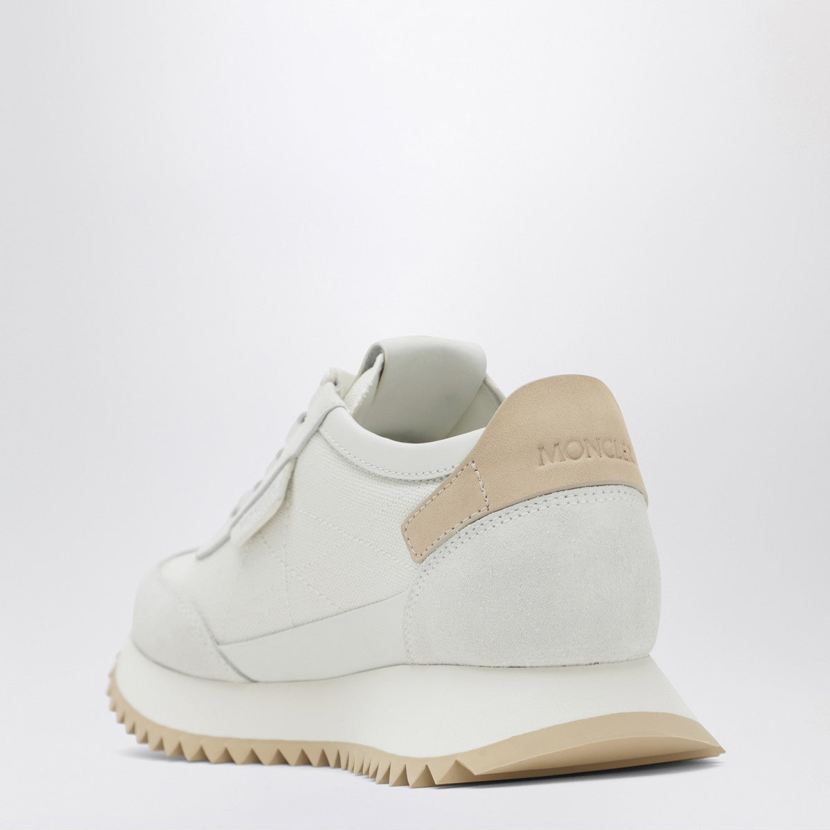 Moncler Pacey2 sneaker in white canvas and leather