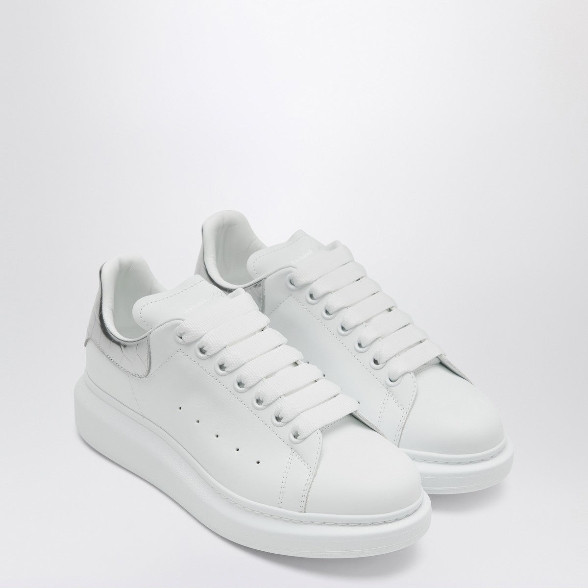 Alexander McQueen Oversize sneakers white/silver croc