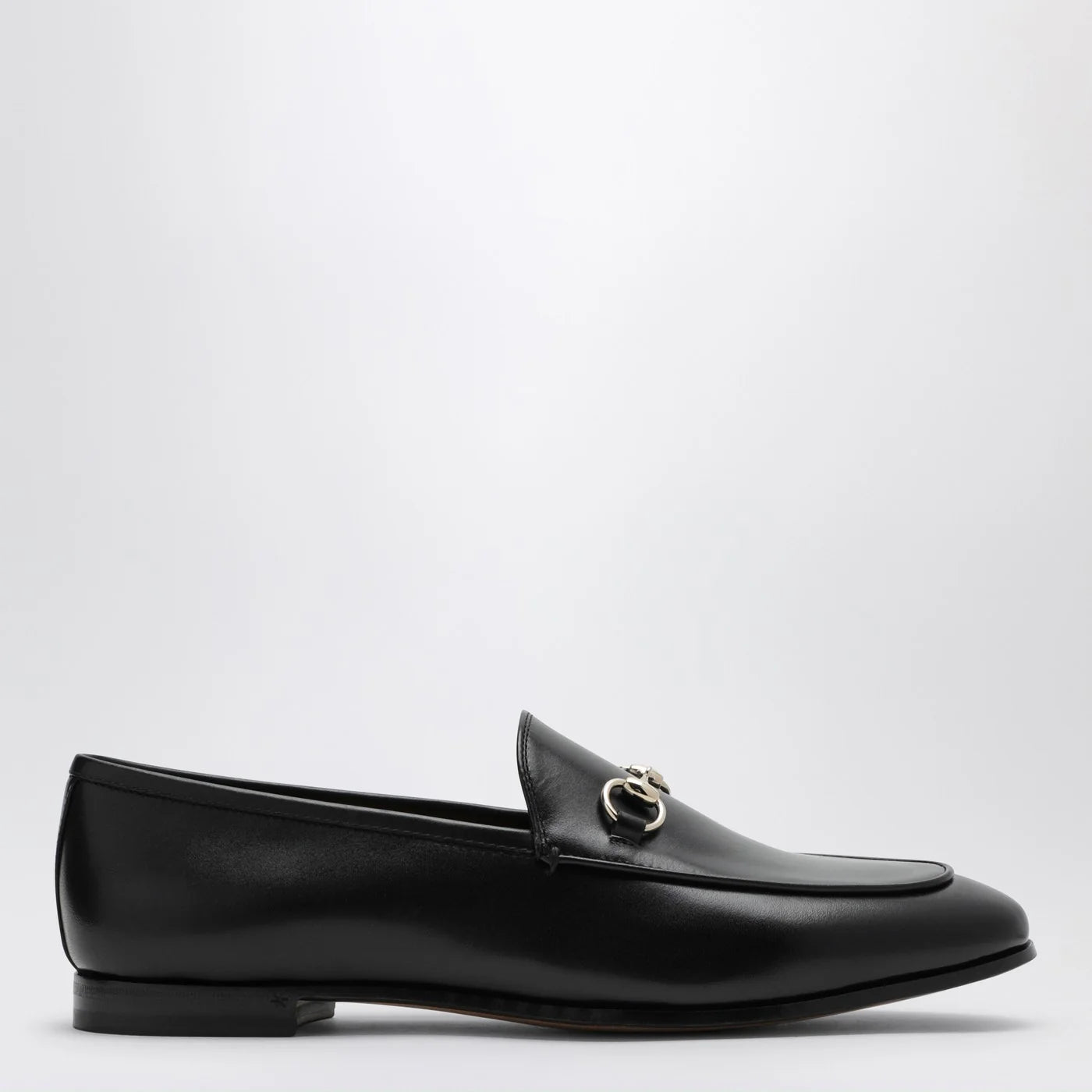GUCCI Black leather Jordaan loafer
