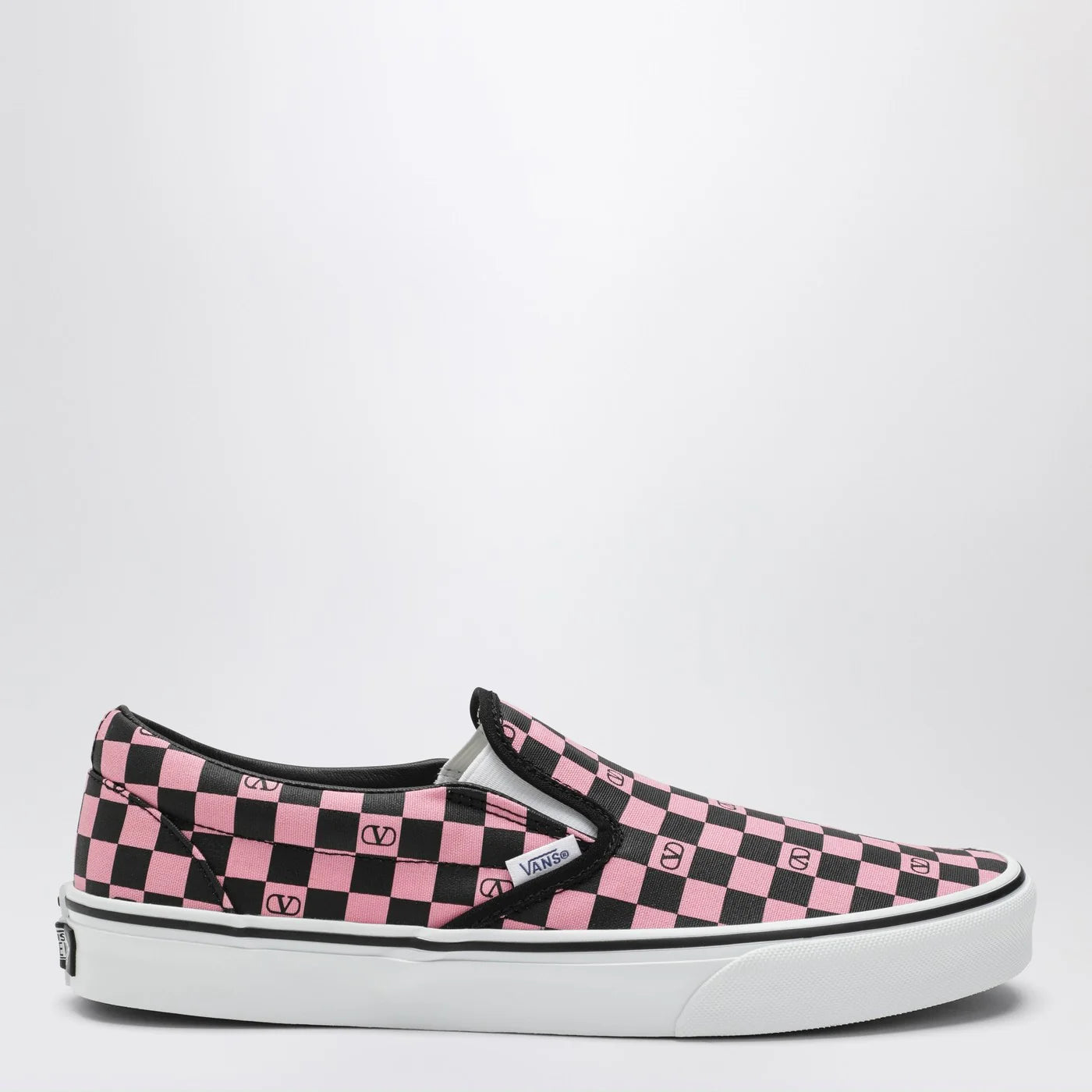 Valentino Garavani X Vans Slip-On Sneakers orchid pink/black with VLogo Checkerboard print