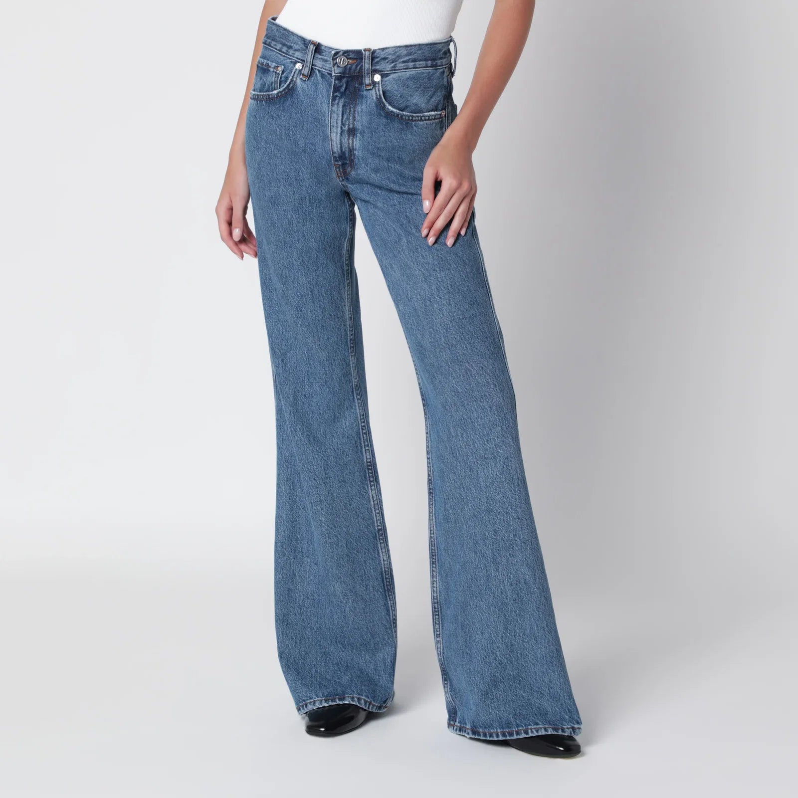 ANINE BING Wyatt flared jeans in Freshwater Blue wash