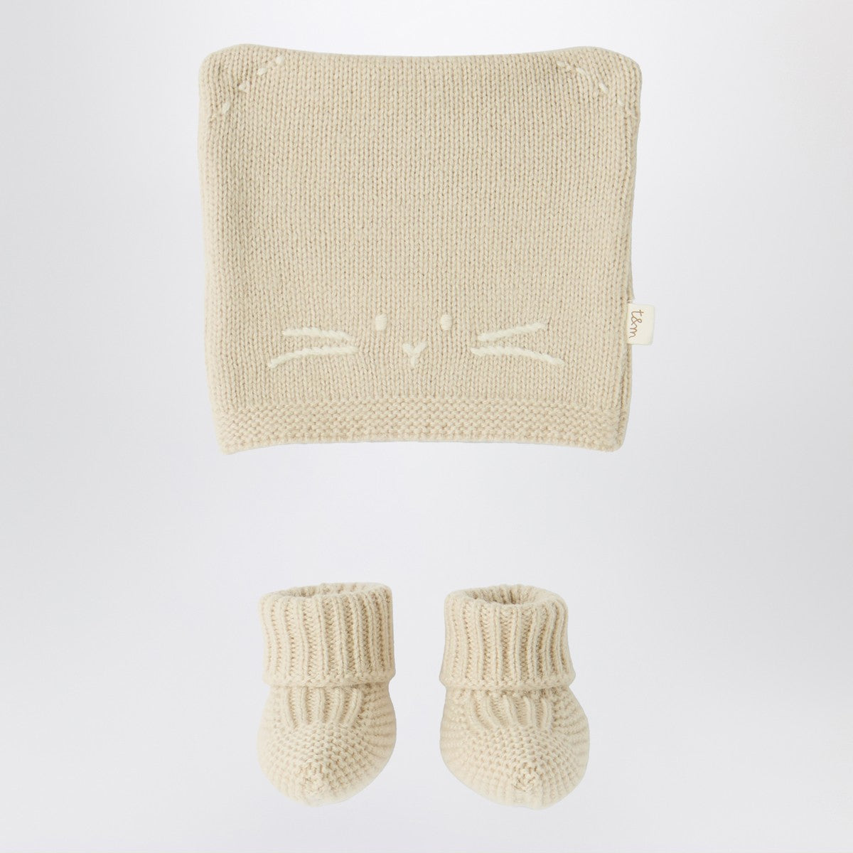 Teddy & Minou Beige knit set with hat and shoes