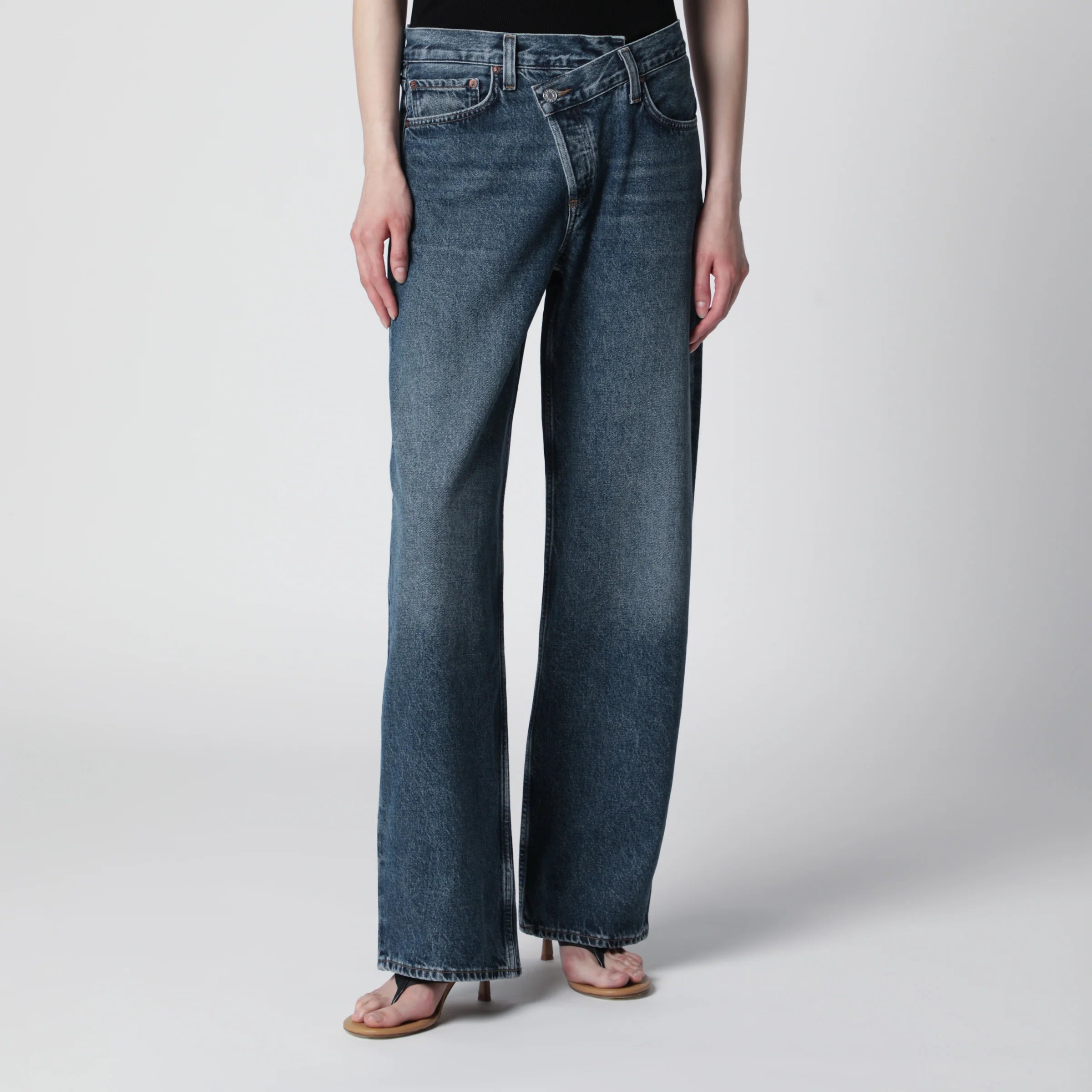 AGOLDE Arc Criss Cross jeans in dark indigo denim