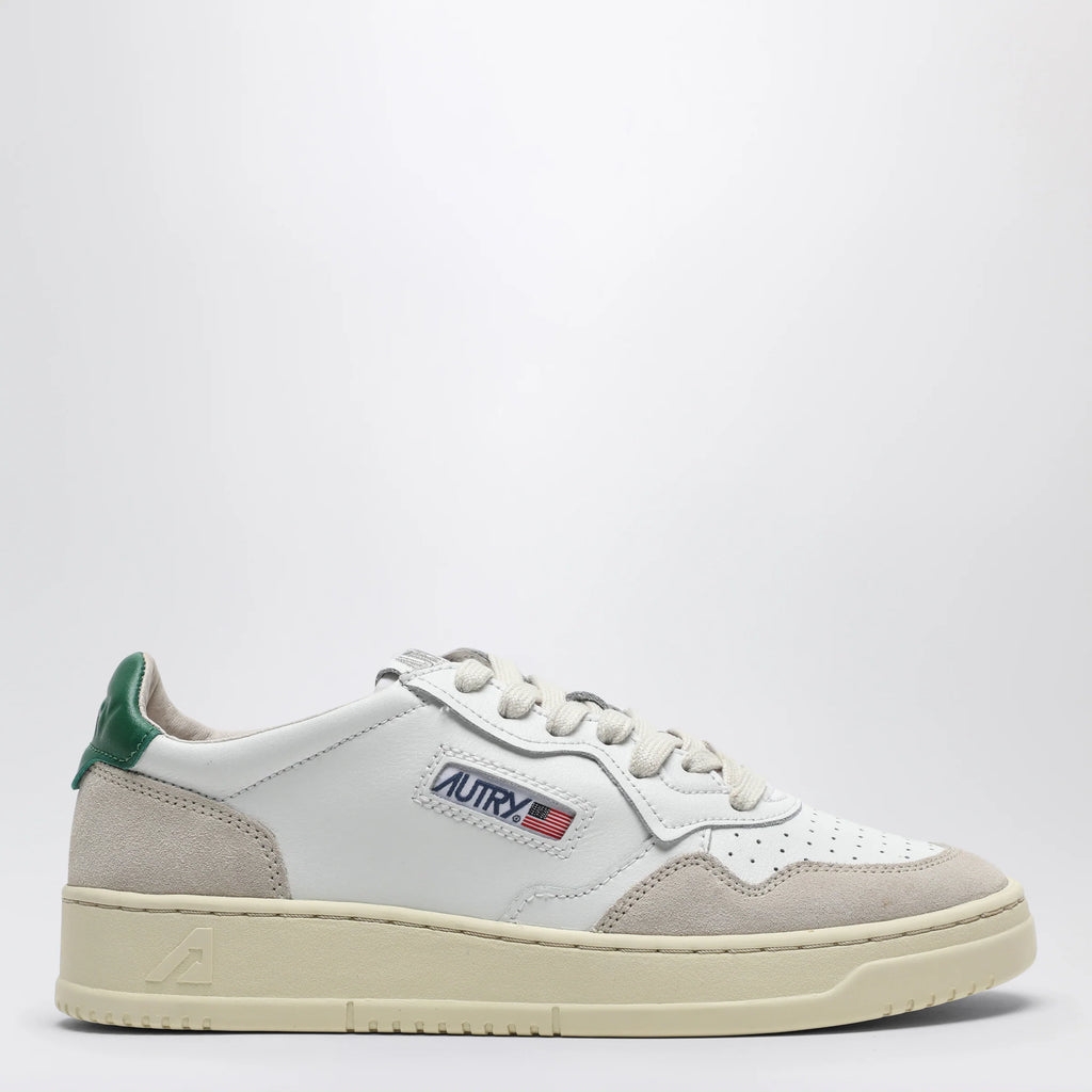 AUTRY Medalist Sneakers in white/green leather and suede