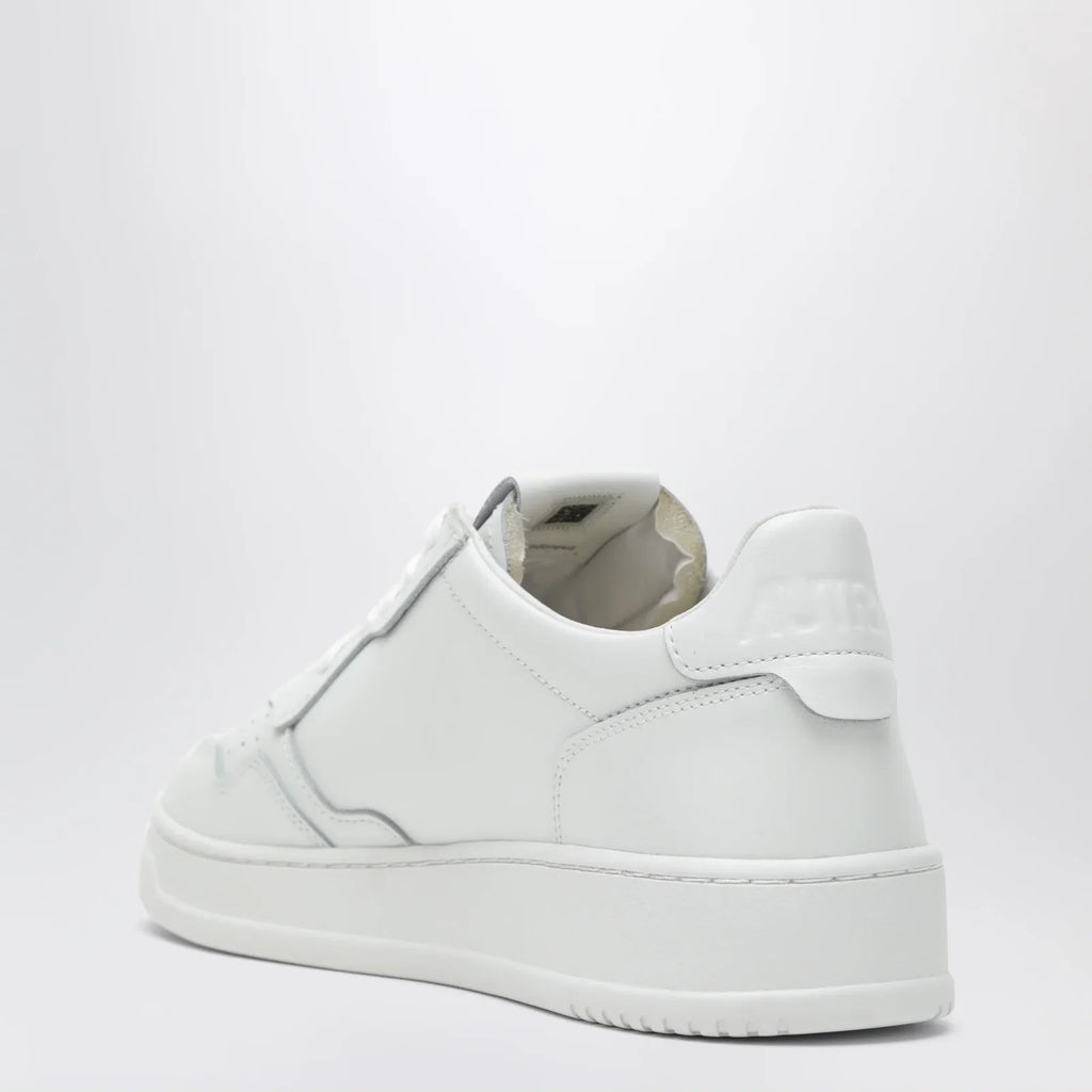 AUTRY Medalist Low sneakers in white leather Game Set Match!