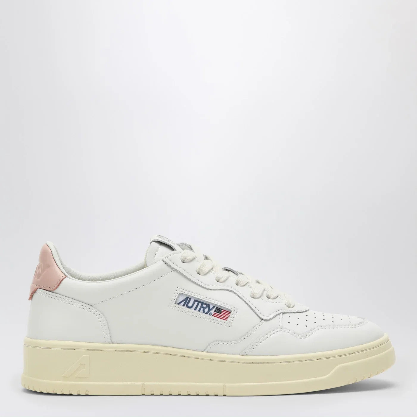 AUTRY White/pink leather Medalist Sneakers