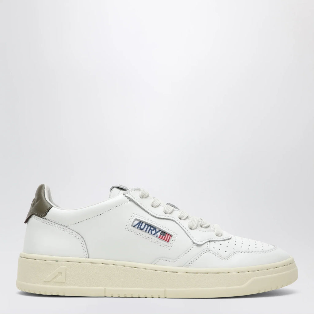 AUTRY Medalist Low sneakers in white/choco leather