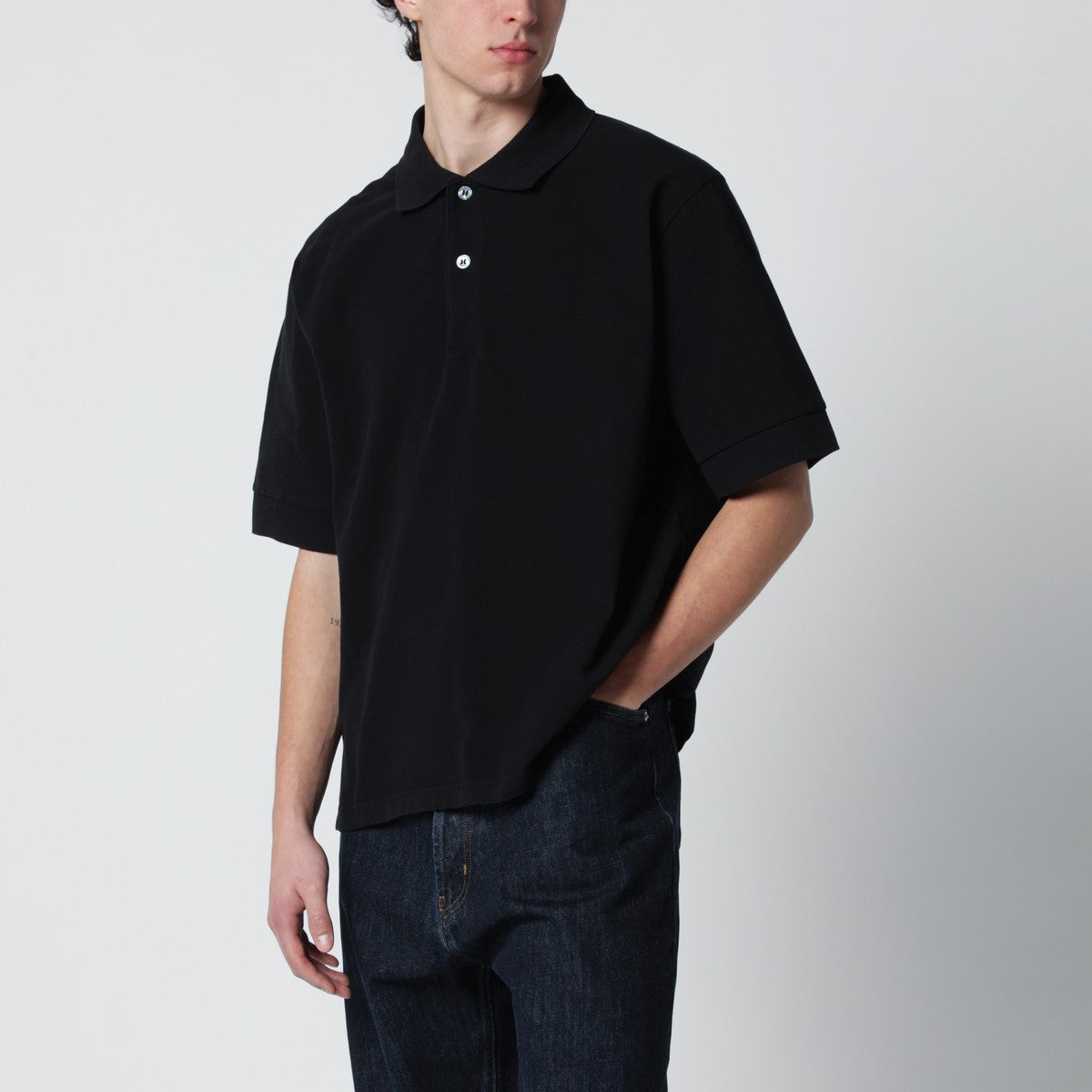 STUDIO NICHOLSON Balaton polo black in cotton piqué