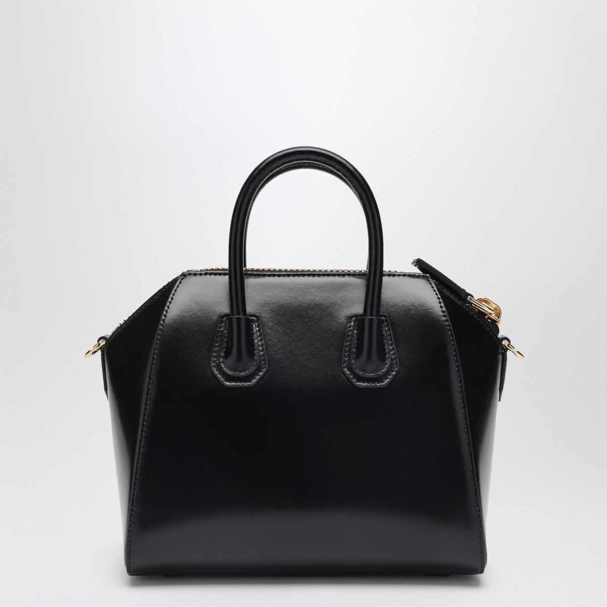 Givenchy Antigona mini bag in black Box leather