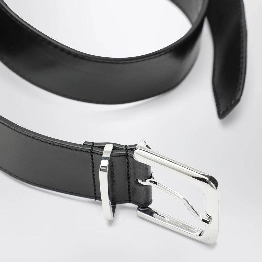 The Frankie Shop Sarno belt in smooth black leather with silver buckle