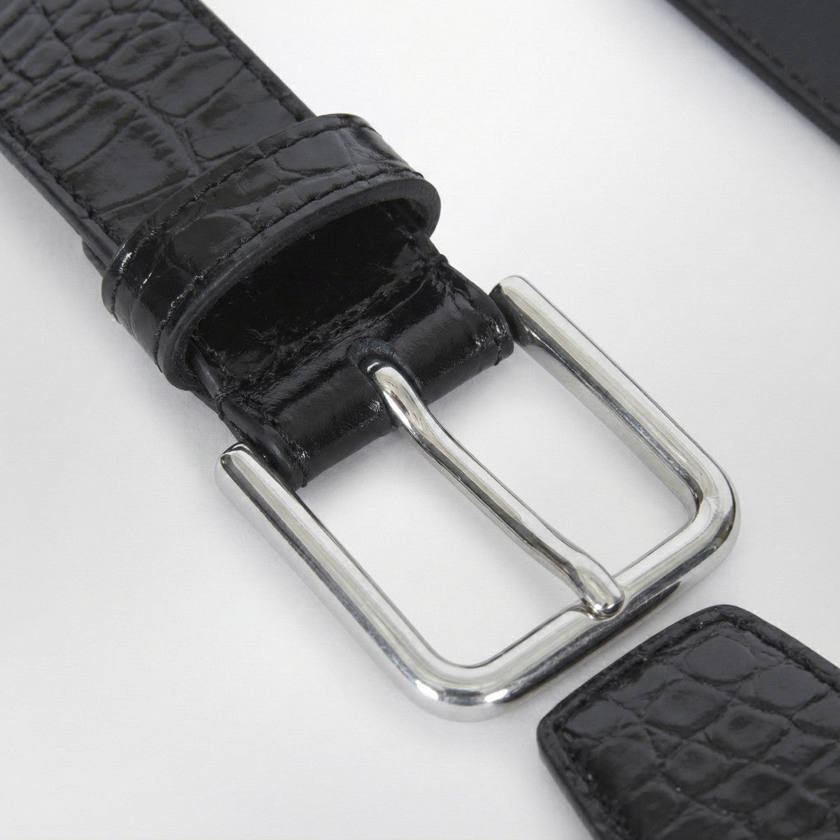 The Frankie Shop Toni Croc belt in black patent leather with silver-tone hardware