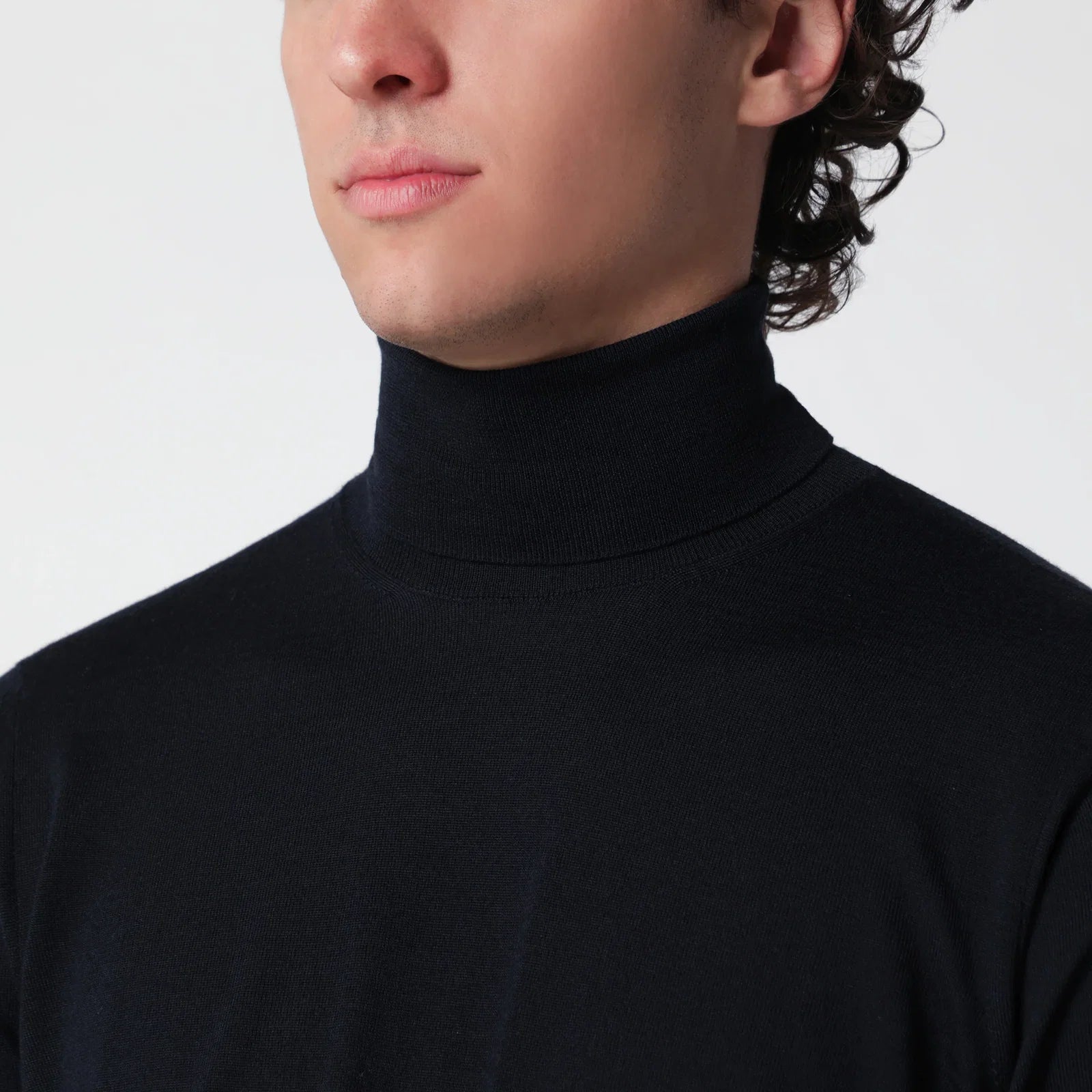 Drumohr Navy blue wool turtleneck sweater