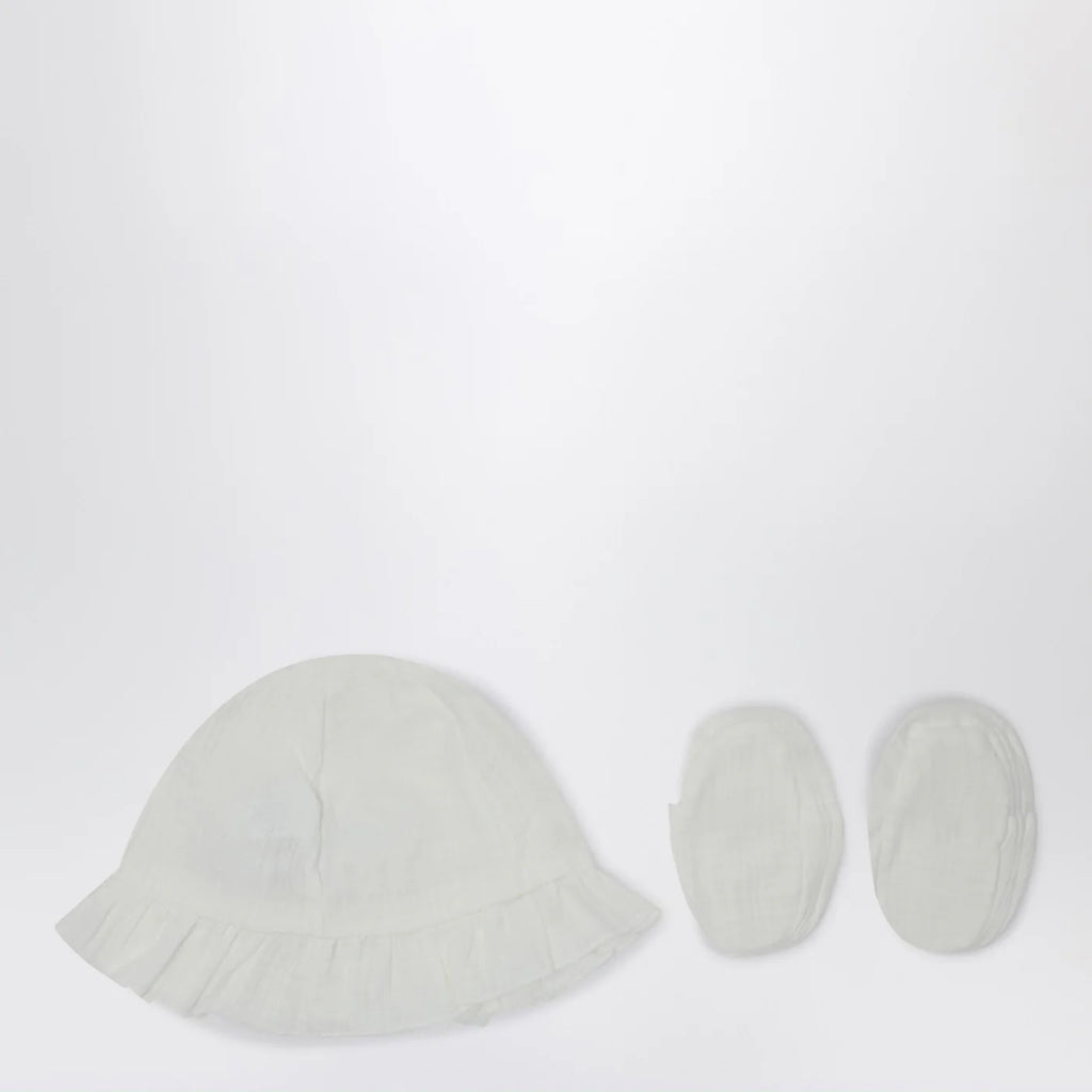 Teddy & Minou White two-piece set with hat and shoes