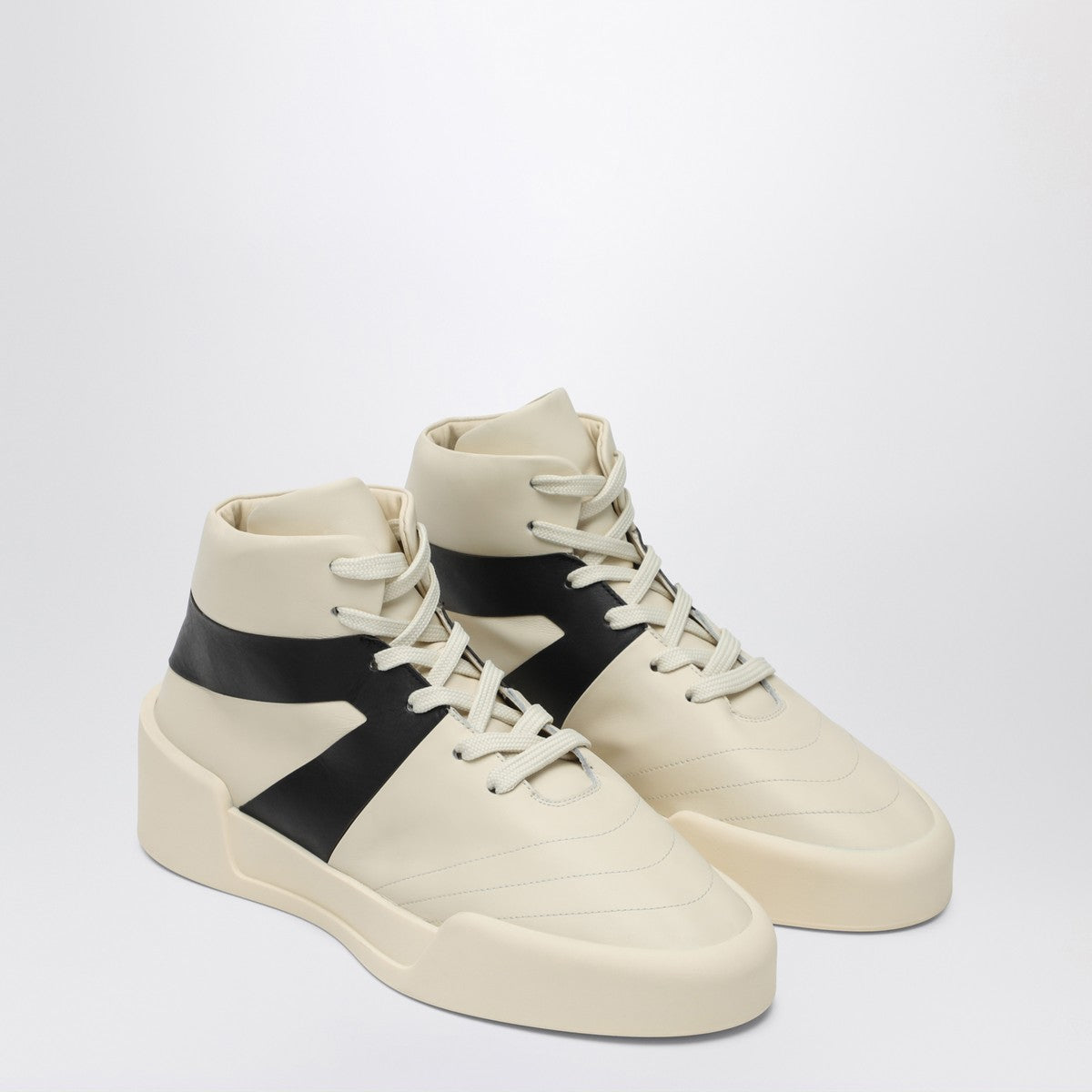 Fear of God Cream/black Basketball sneaker
