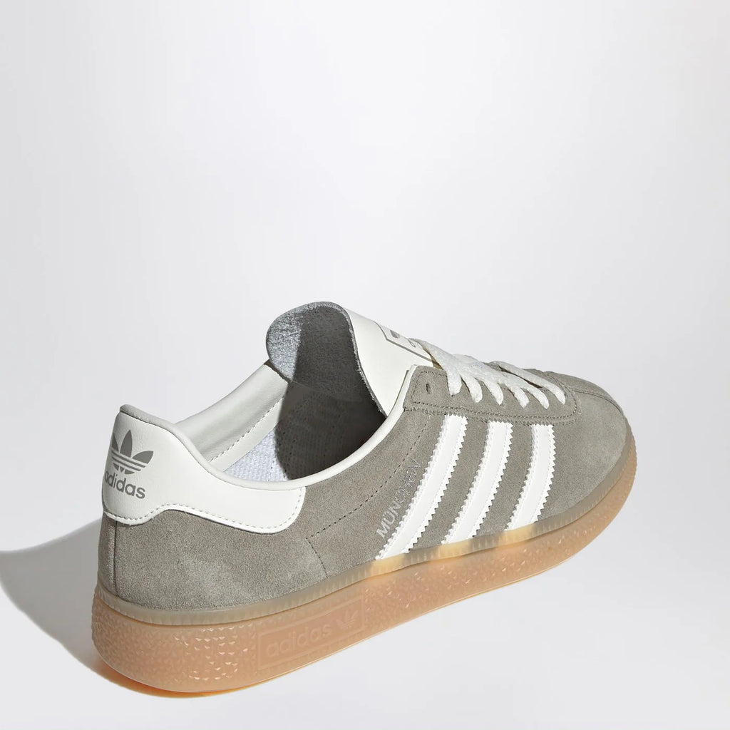 adidas Originals Muenchen Sneakers in grey suede