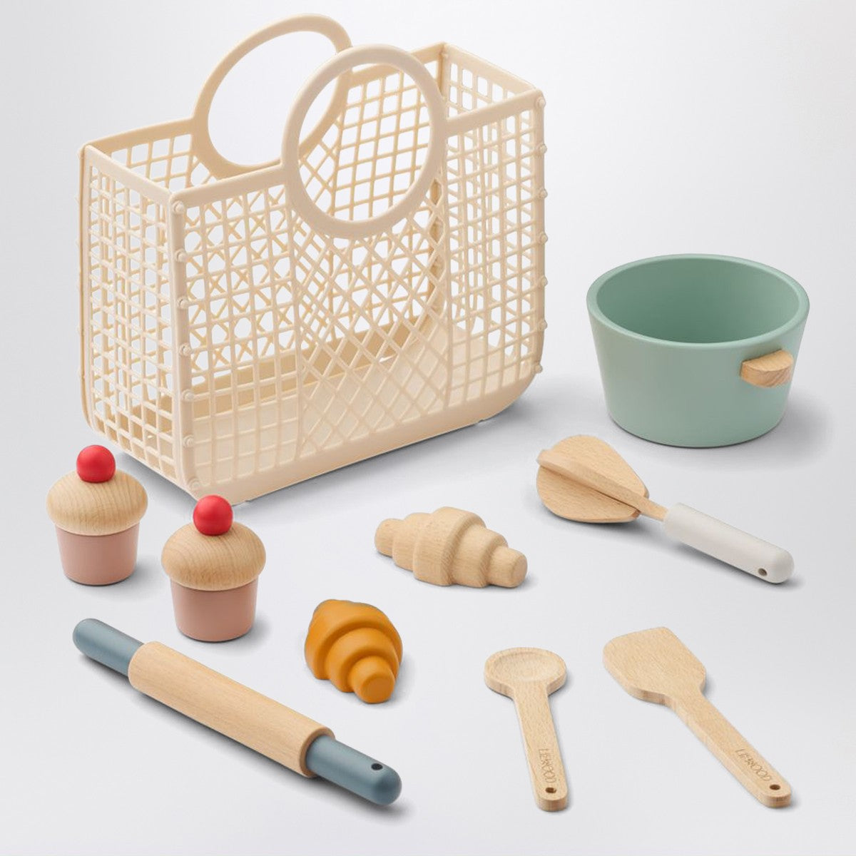 Liewood Lisbeth wooden play cooking set