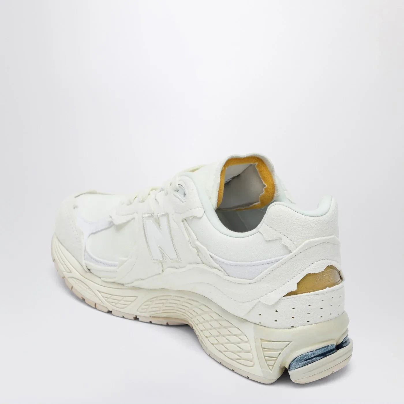 New Balance Sneakers 2002R Protection Pack white