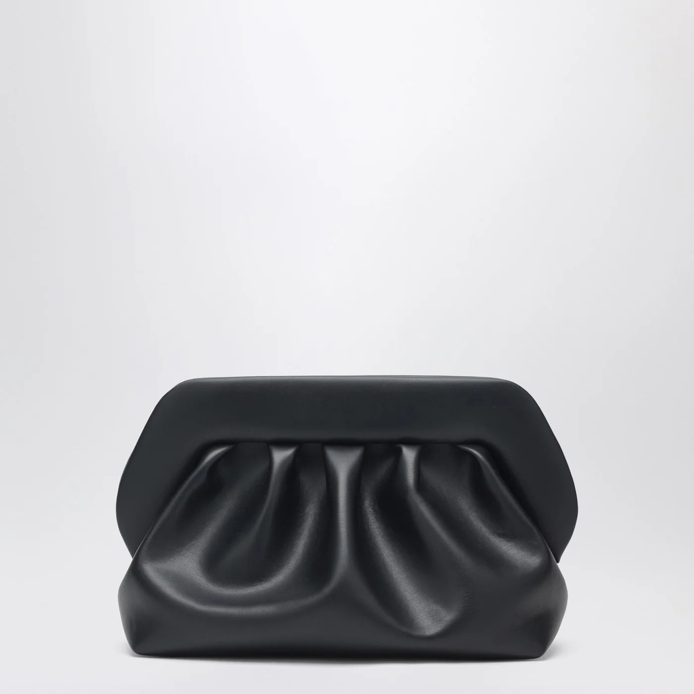 THEMOIRè Large Tia clutch in black