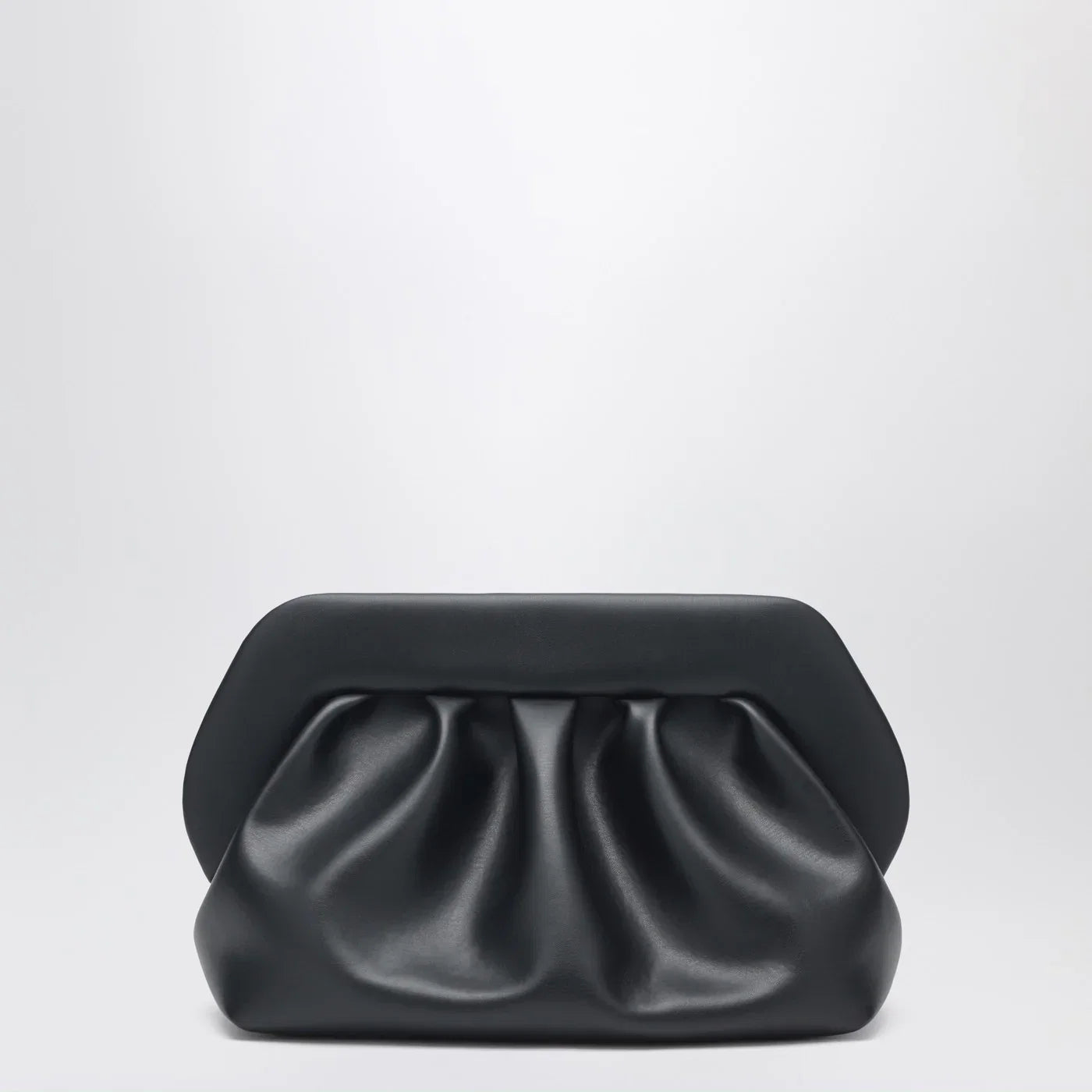THEMOIRè Large Tia clutch in black