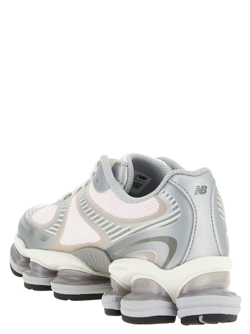 New Balance 2000 Sneakers